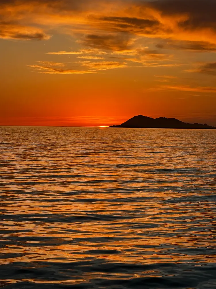 WanderLust Private Boat Ride